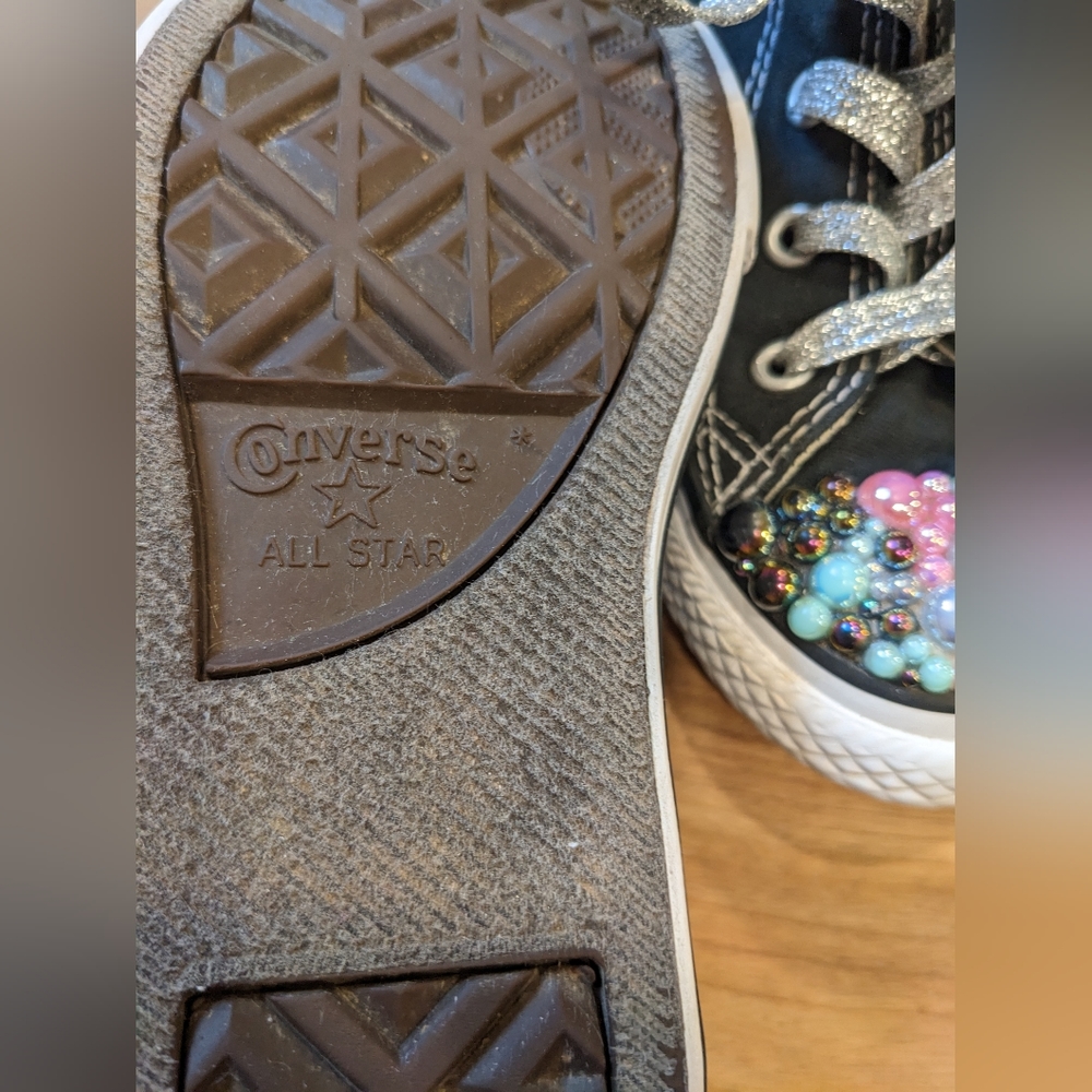 LIKE NEW... Converse ALL STAR  blinged out Kids Black High Tops - Picture 5 of 6